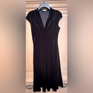 Velvet V-neck dress